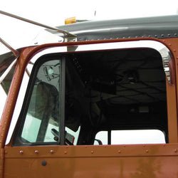 Freightliner Classic/FLD Door Window Shade