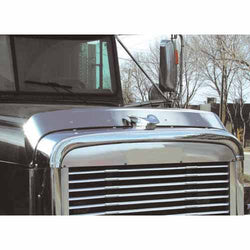 Hoodshield Bug Deflector for Freightliner Classic